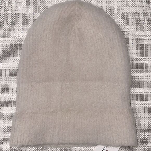 Vineyard Vines OS Ivory Marshmallow Wool Blend Knit Beanie Hat